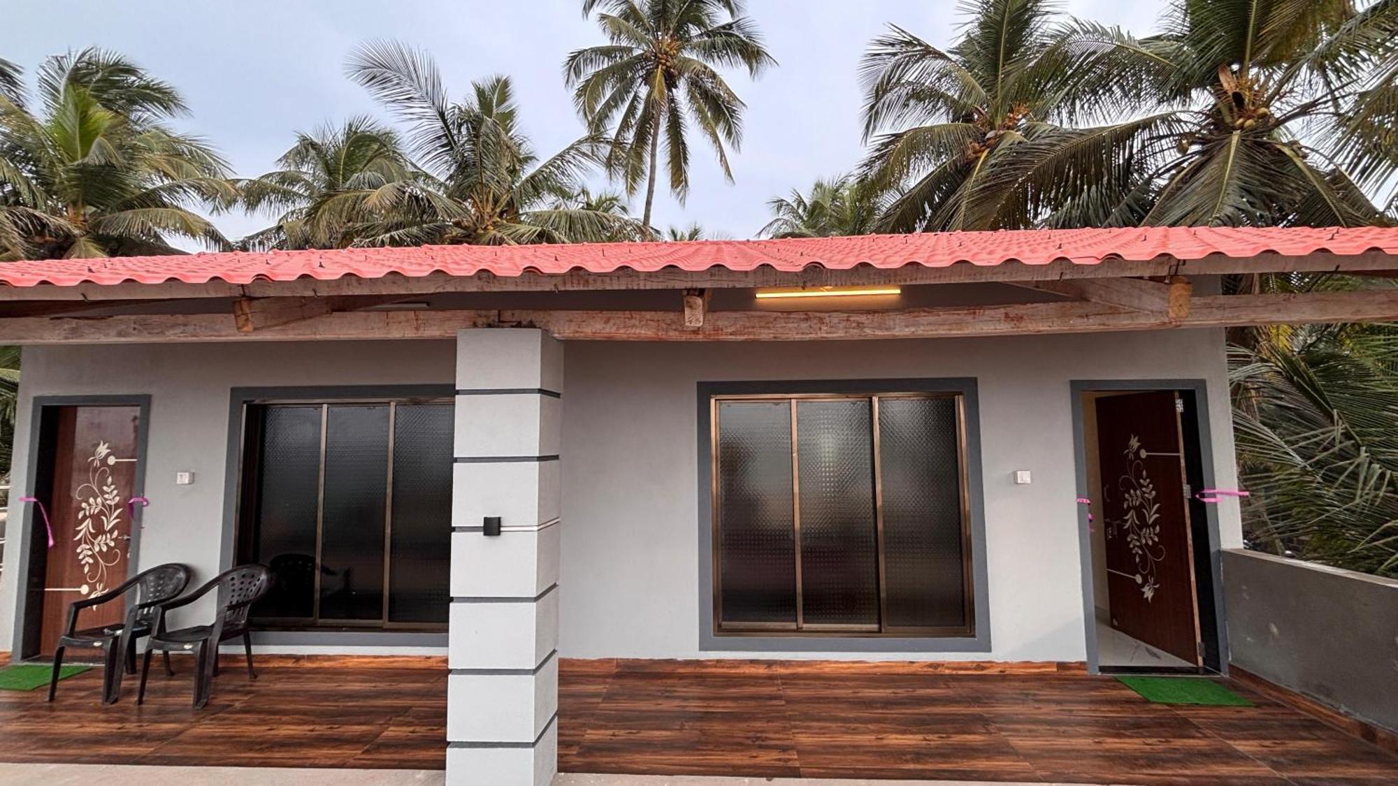 Velankanni Beach Resort Malvan Luaran gambar